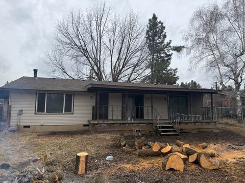 Tiny photo for 15533 Richardson Lane, Keno, OR 97627 (MLS # 220215656)