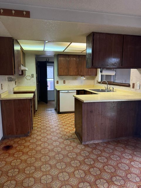 Tiny photo for 15533 Richardson Lane, Keno, OR 97627 (MLS # 220215656)