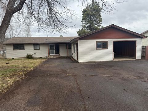 Photo of 15533 Richardson Lane, Keno, OR 97627 (MLS # 220215656)