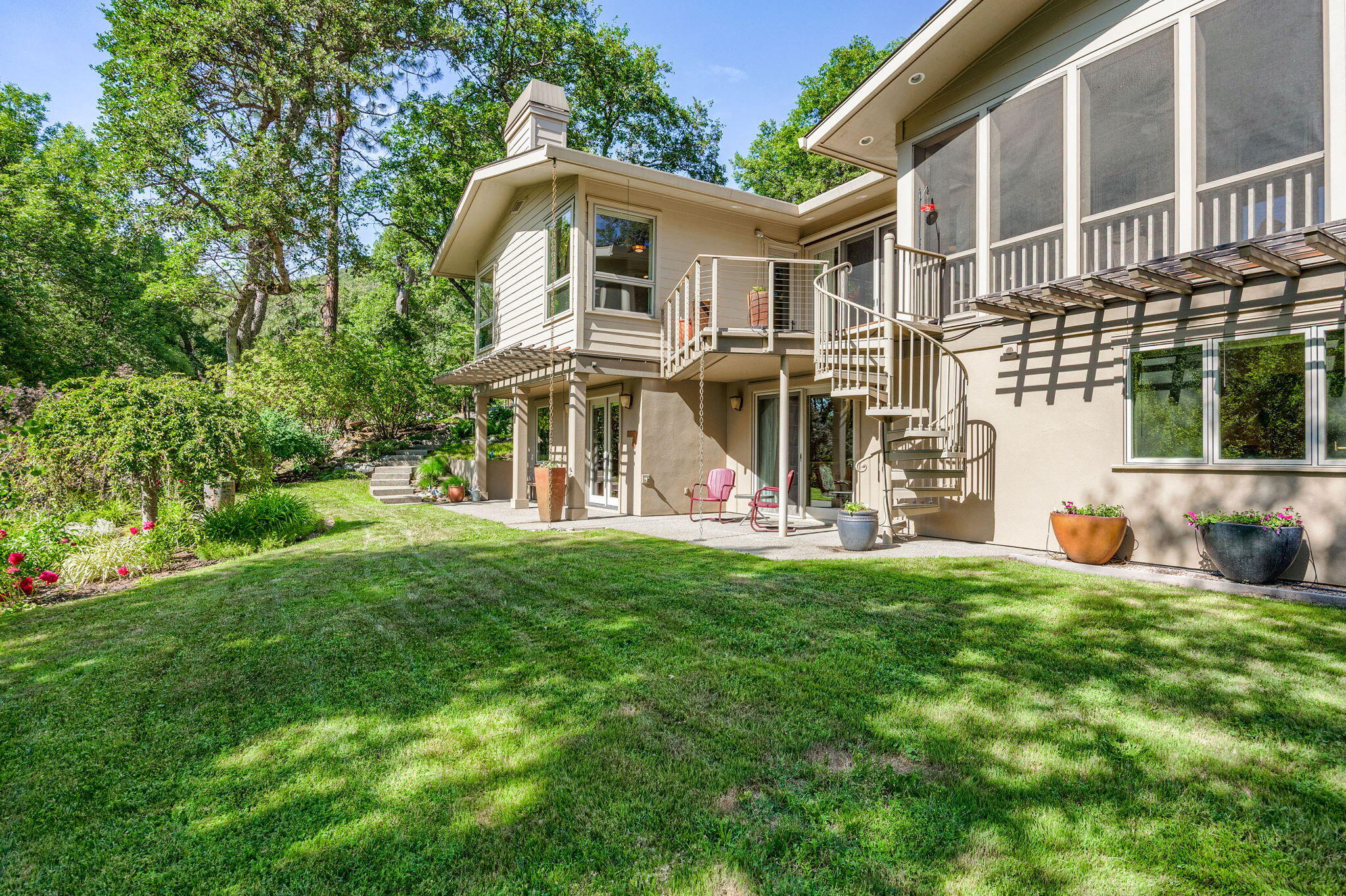 6268 Little Applegate Road