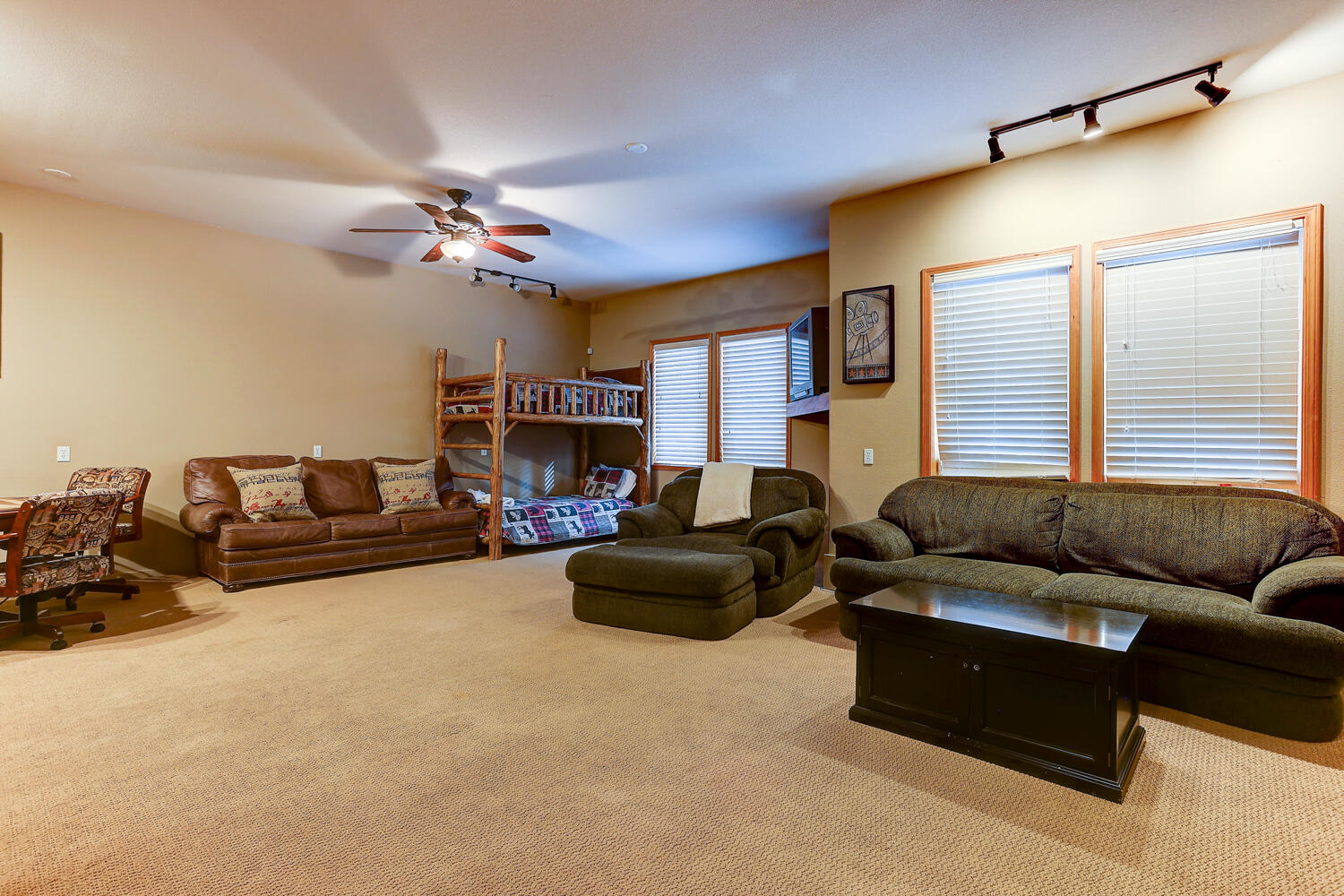 Fairway Point Villag - Residential