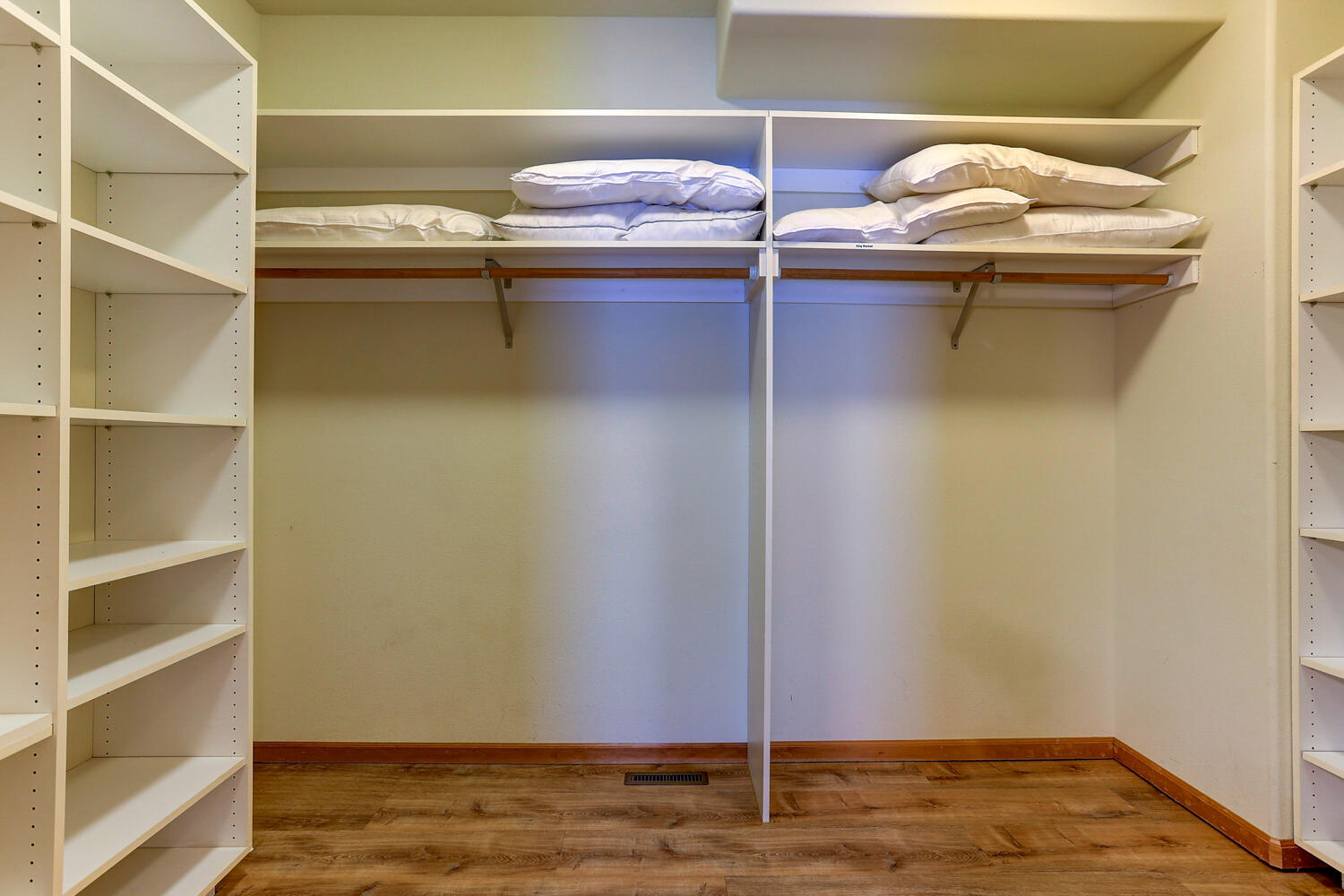 Fairway Point Villag - Residential