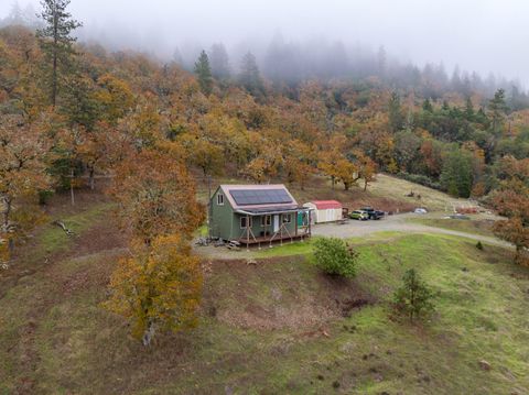 Tiny photo for 311 Grays Creek Road, Grants Pass, OR 97527 (MLS # 220211998)