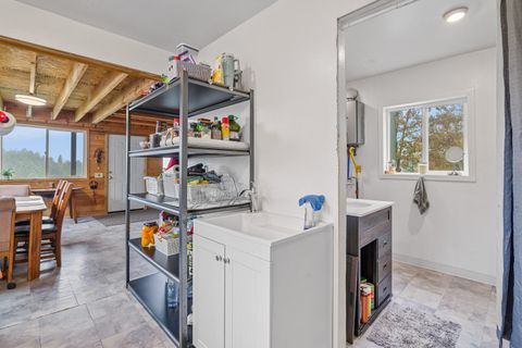 Tiny photo for 311 Grays Creek Road, Grants Pass, OR 97527 (MLS # 220211998)