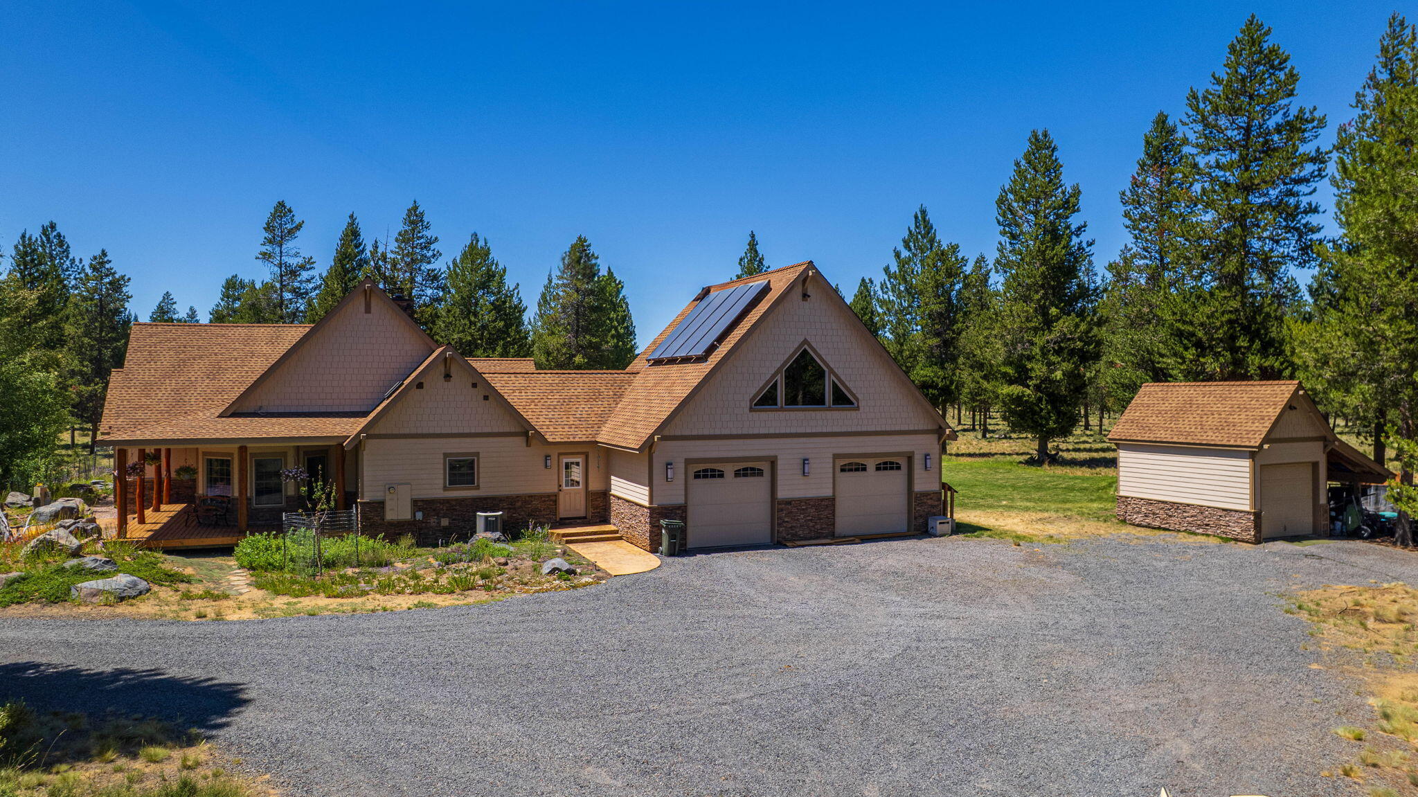 Pinewood Country Est - Residential