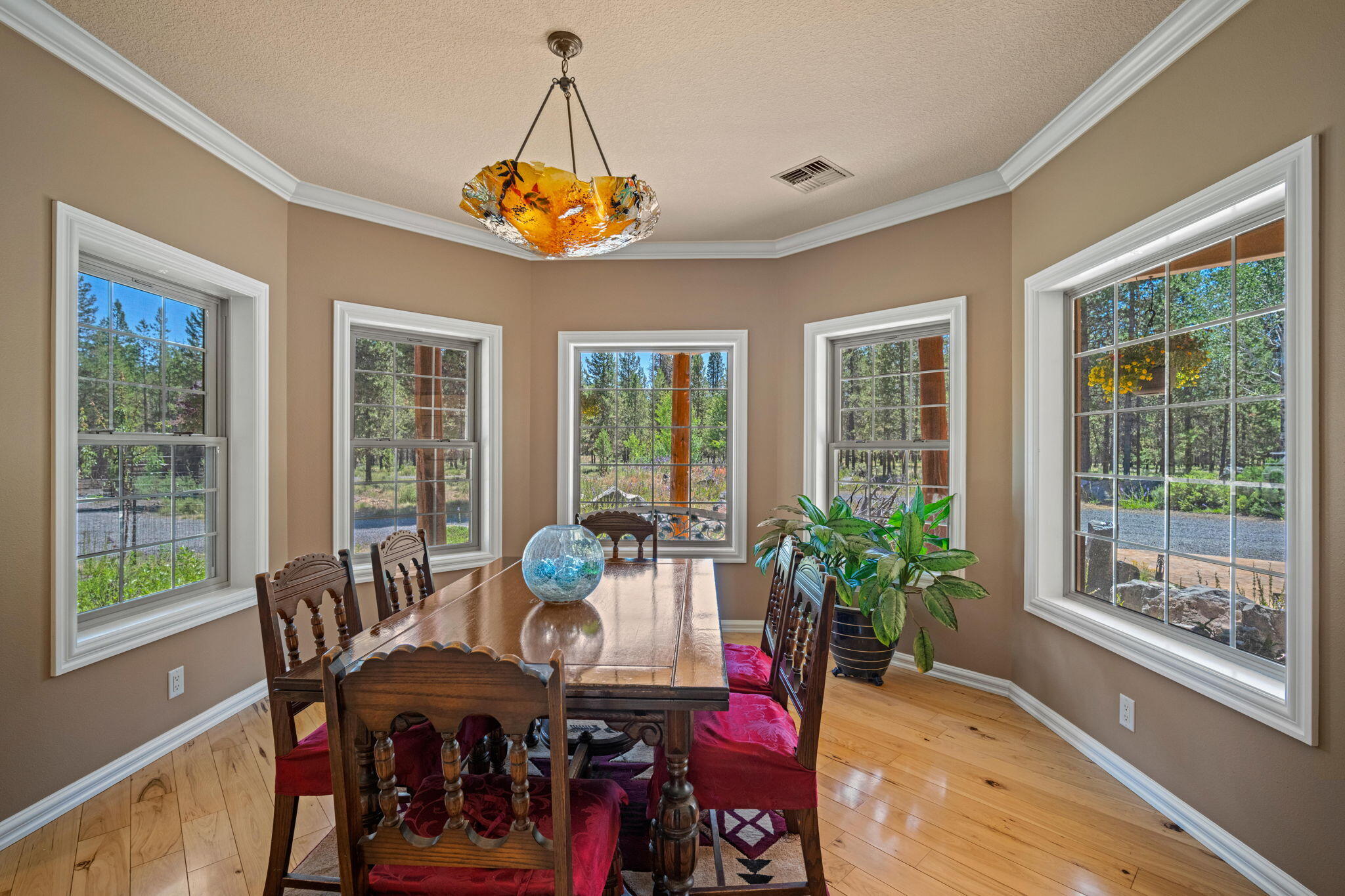 Pinewood Country Est - Residential