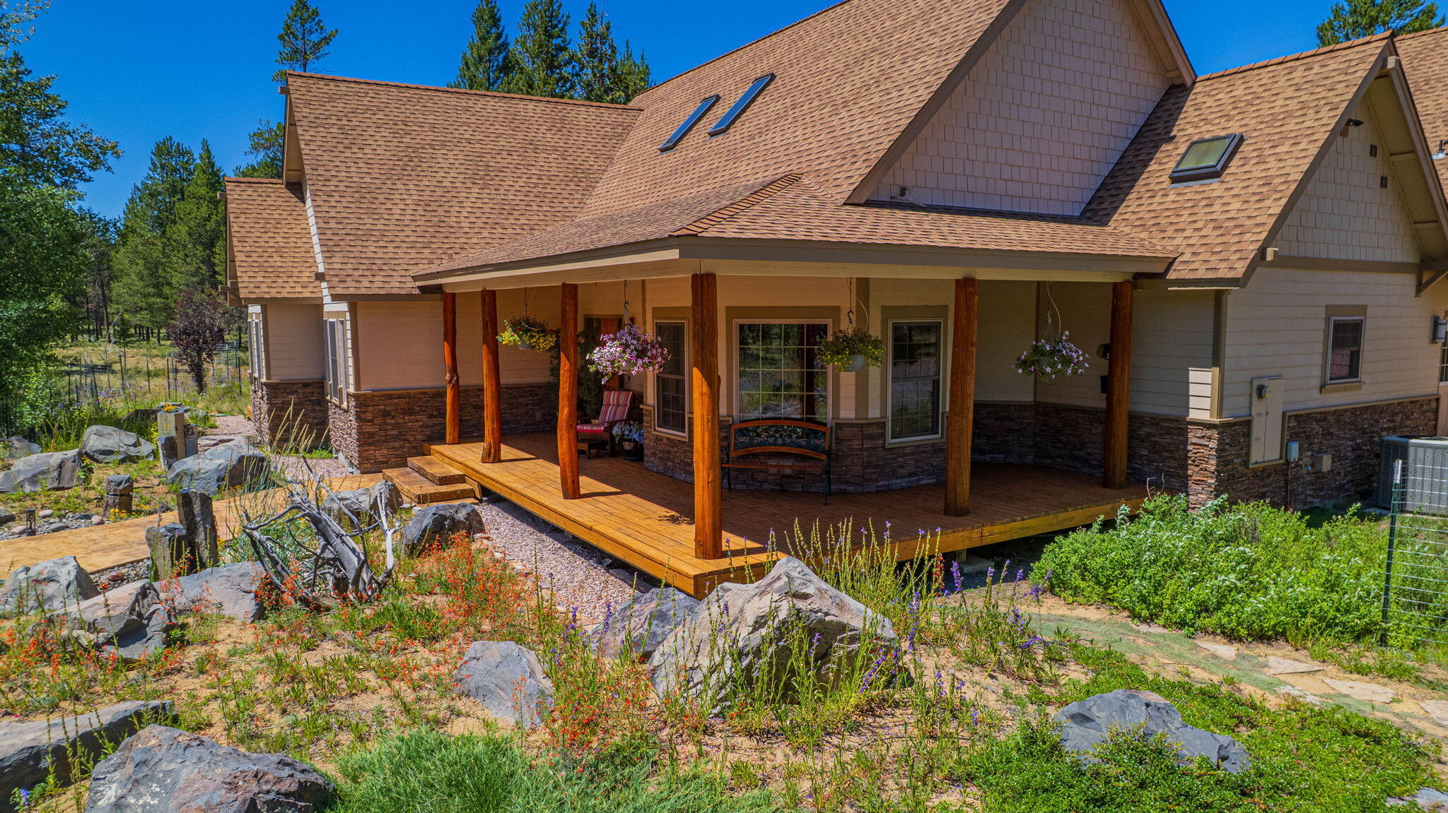 Pinewood Country Est - Residential