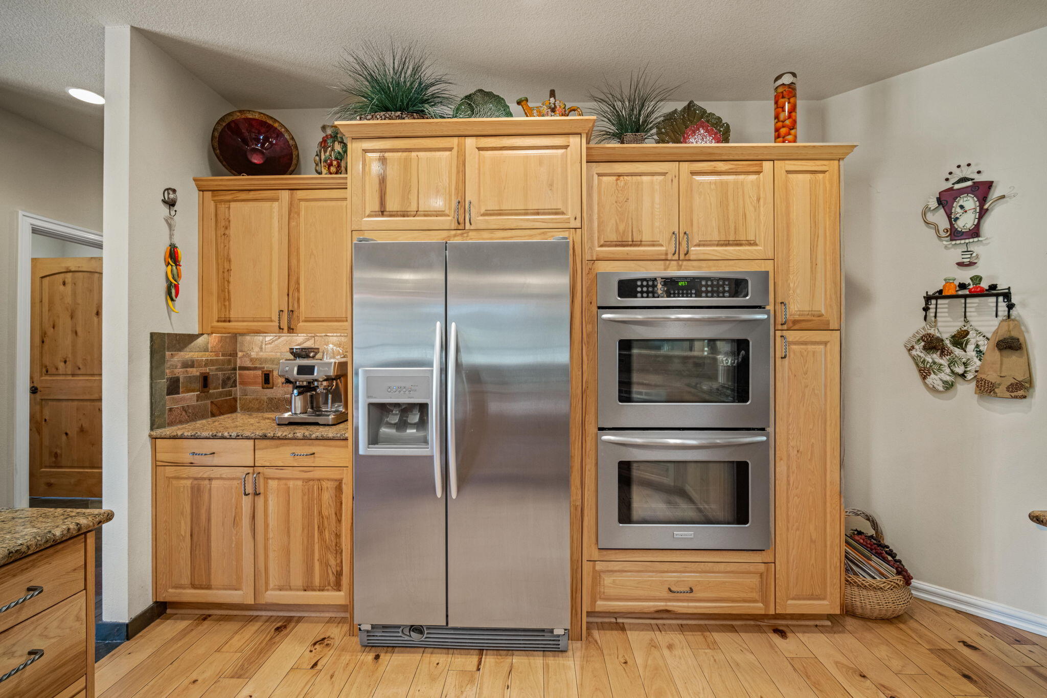 Pinewood Country Est - Residential