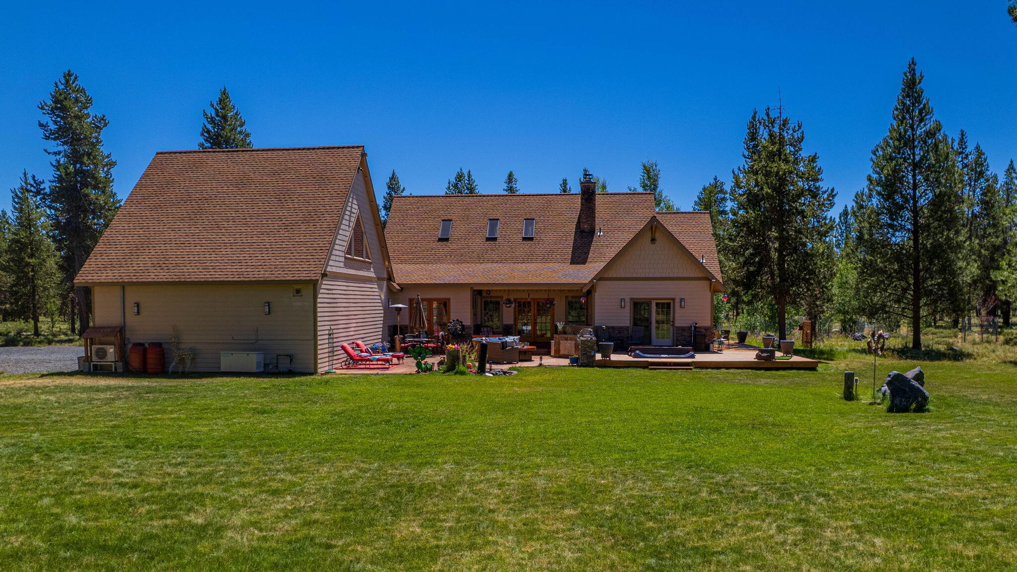 Pinewood Country Est - Residential