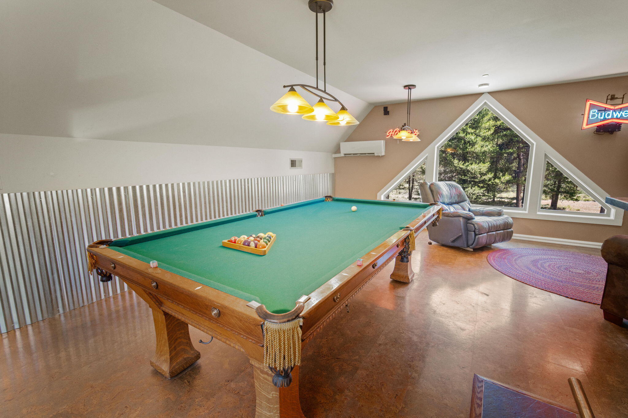 Pinewood Country Est - Residential