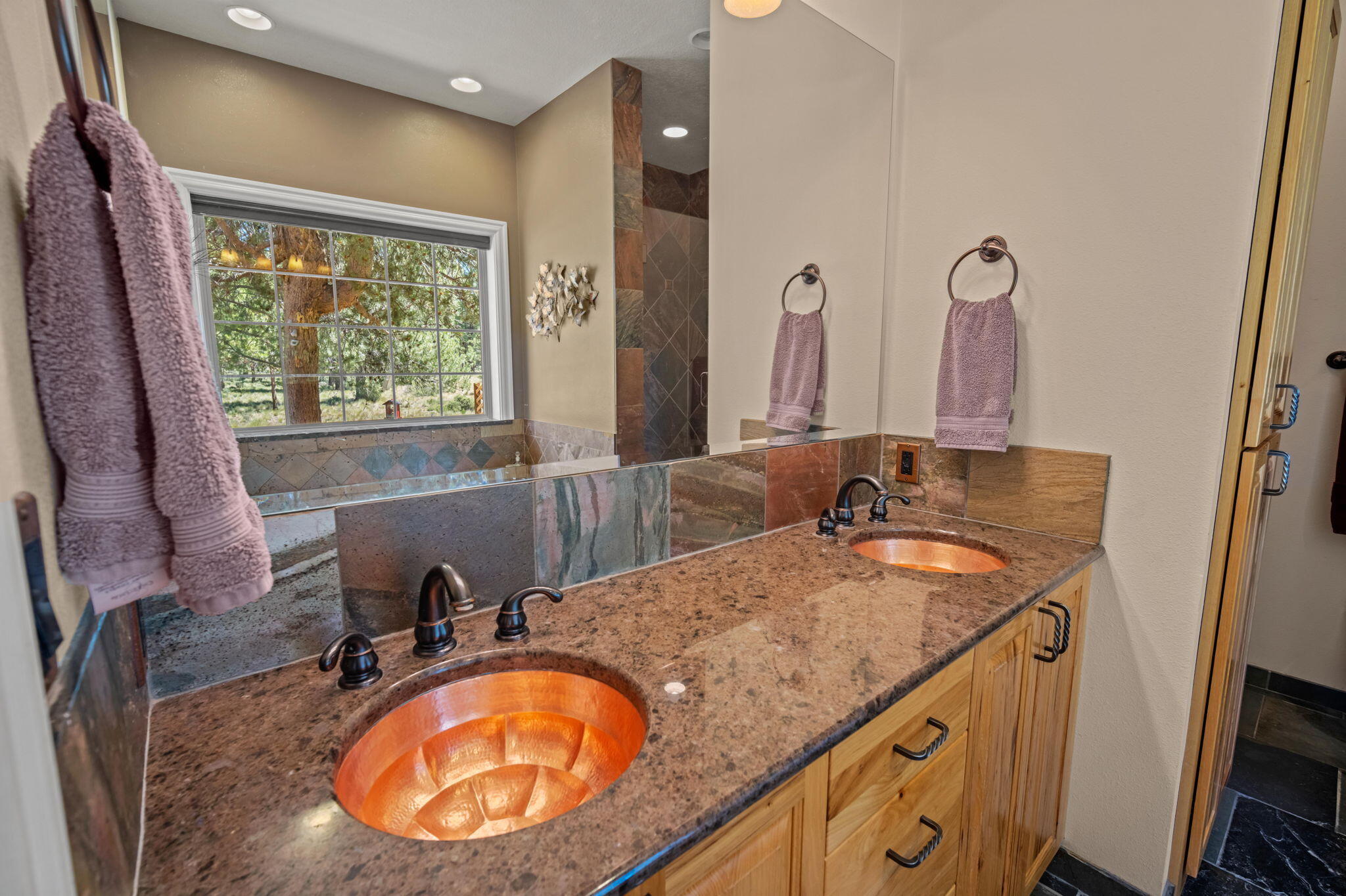 Pinewood Country Est - Residential