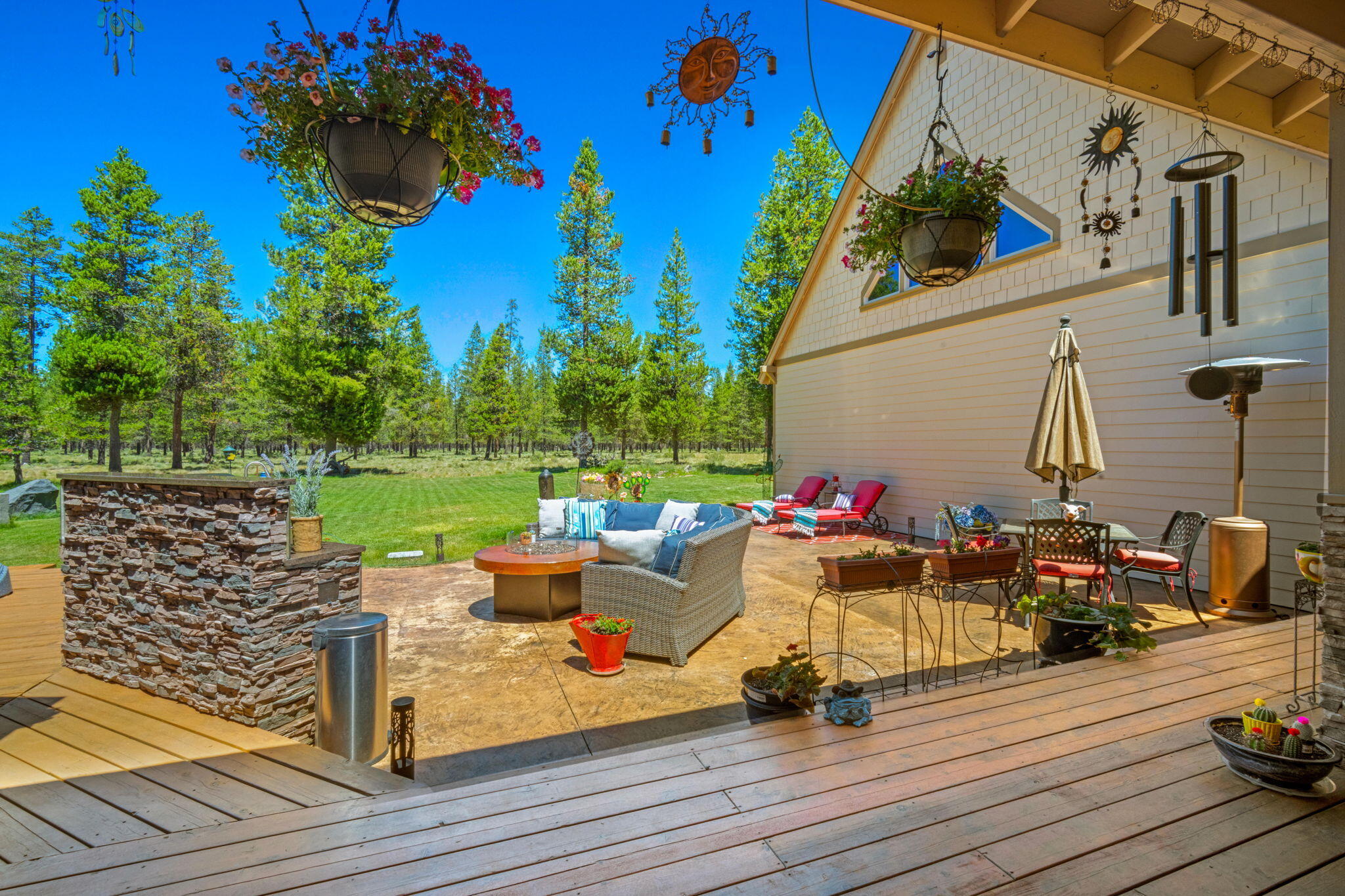 Pinewood Country Est - Residential