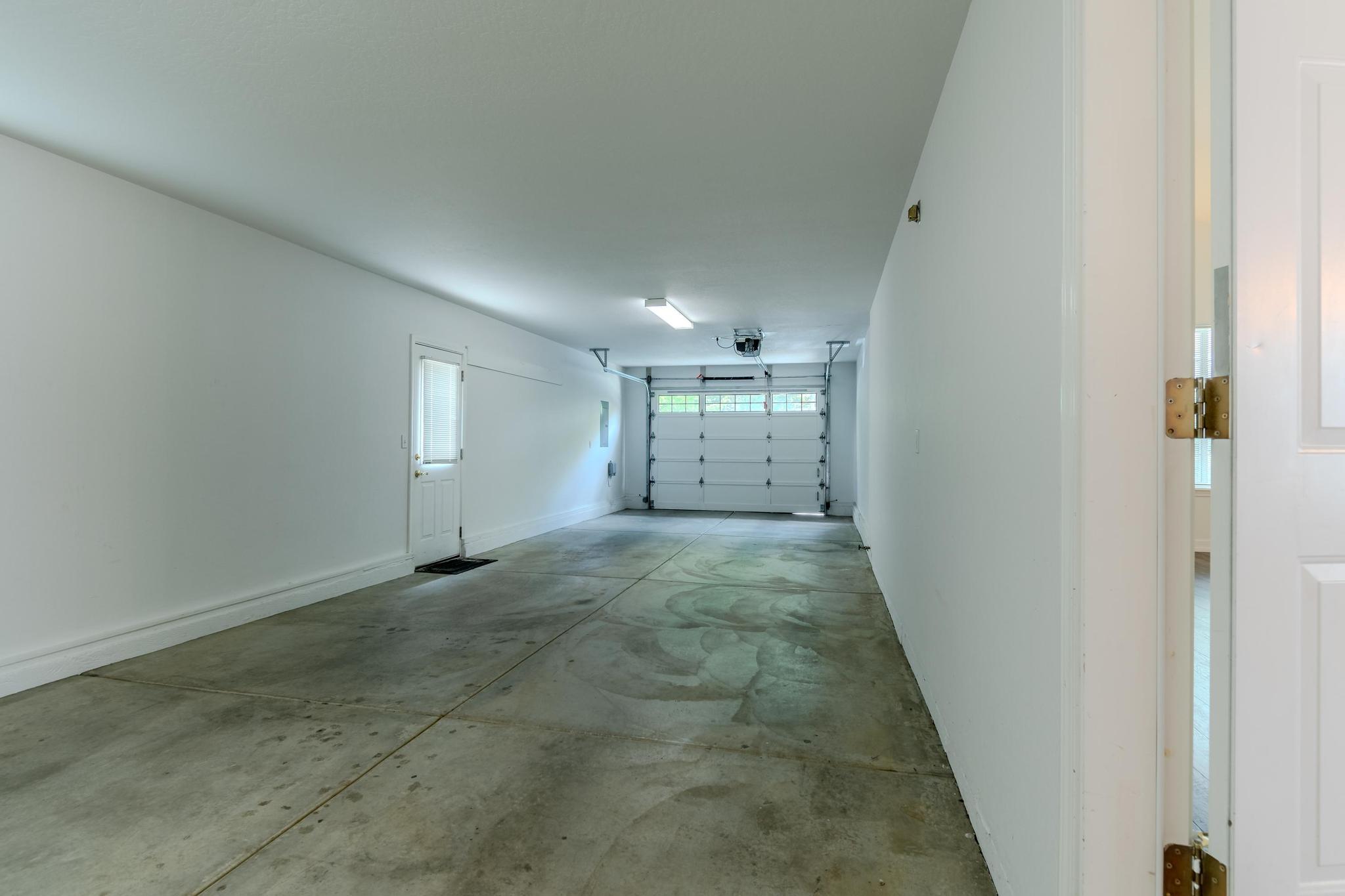 Country Club VillageEstates South Village - Residential