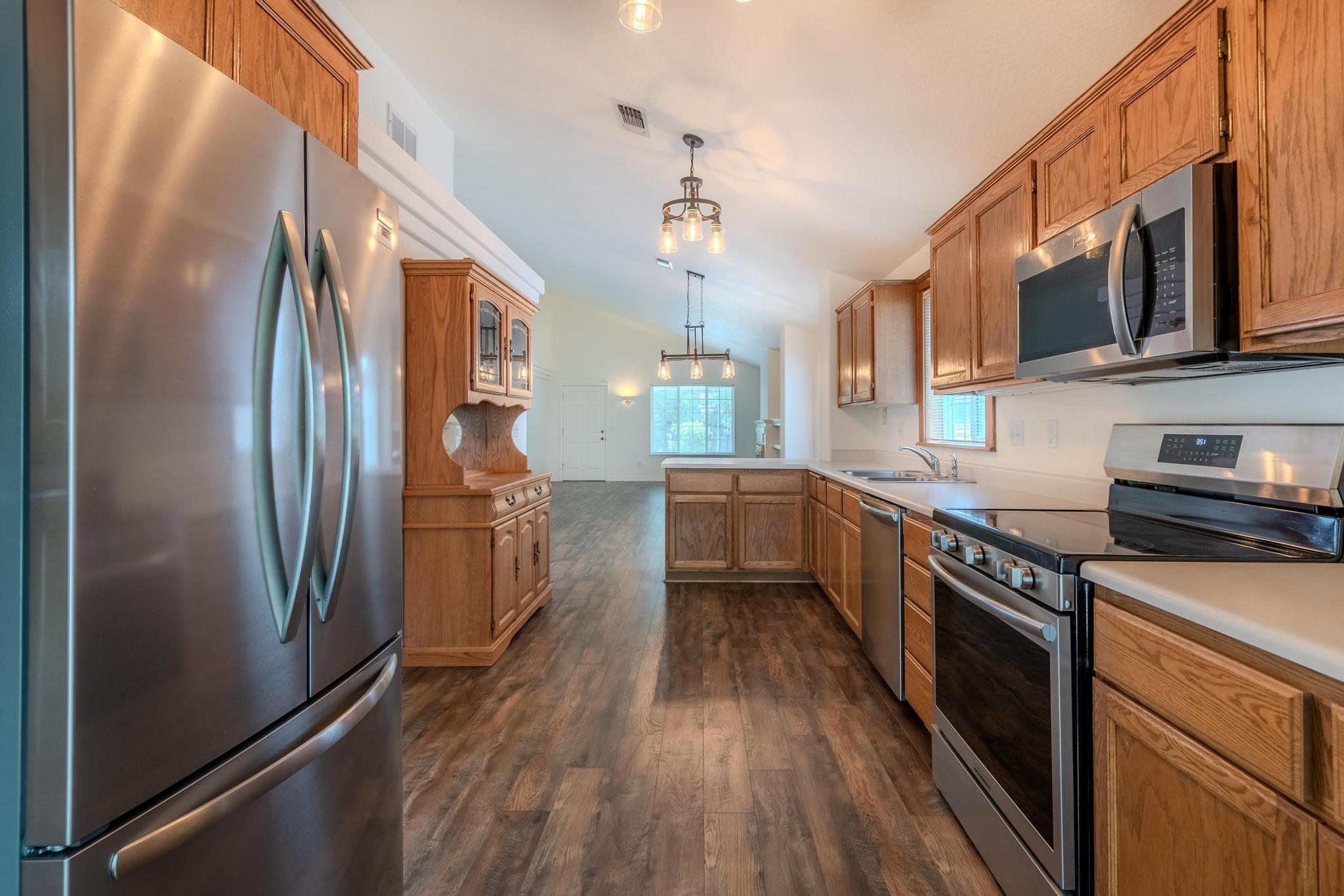 Country Club VillageEstates South Village - Residential