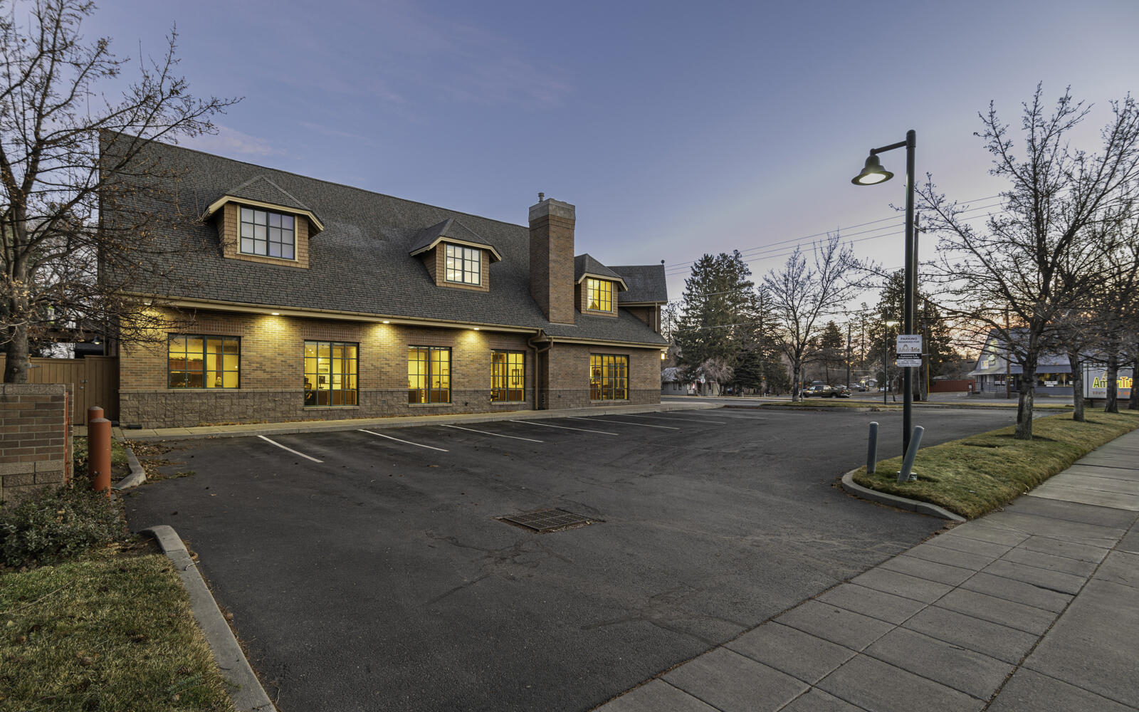 Bend Park - Commercial Sale