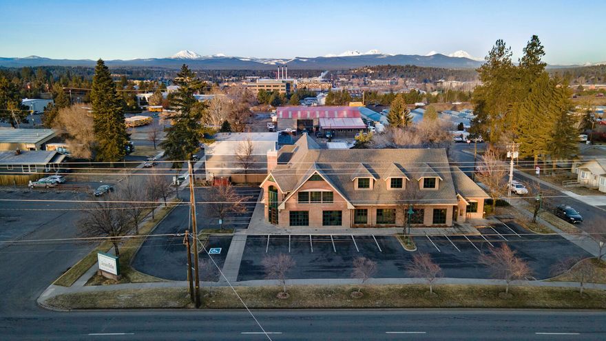 Free-Standing, single-user professional office building; excellent owner-user opportunity ideally suited for banking, finance, legal or office users seeking professional headquarters
Located along SE 3rd Street (Business 97) between SE Vine Lane and SE Urania Lane
Ample parking: 24 on-site parking spaces (includes ADA) plus street parking on Vine Lane
Excellent visibility: Approximately 200 linear feet frontage along SE 3rd Street corridor with 60 SF, illuminated monument sign
Existing Tenant is Amerititle, current lease expires 1/24/2025, however, available for sublease or direct lease with landlord.