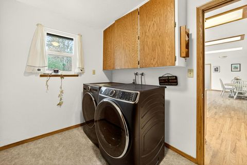 Tiny photo for 1103 Hillview Drive, Ashland, OR 97520 (MLS # 220212411)