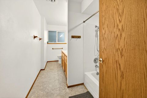 Tiny photo for 1103 Hillview Drive, Ashland, OR 97520 (MLS # 220212411)