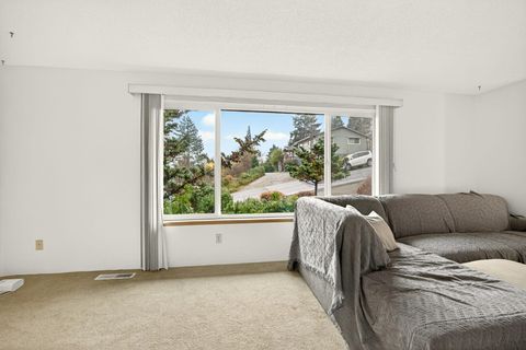 Tiny photo for 1103 Hillview Drive, Ashland, OR 97520 (MLS # 220212411)