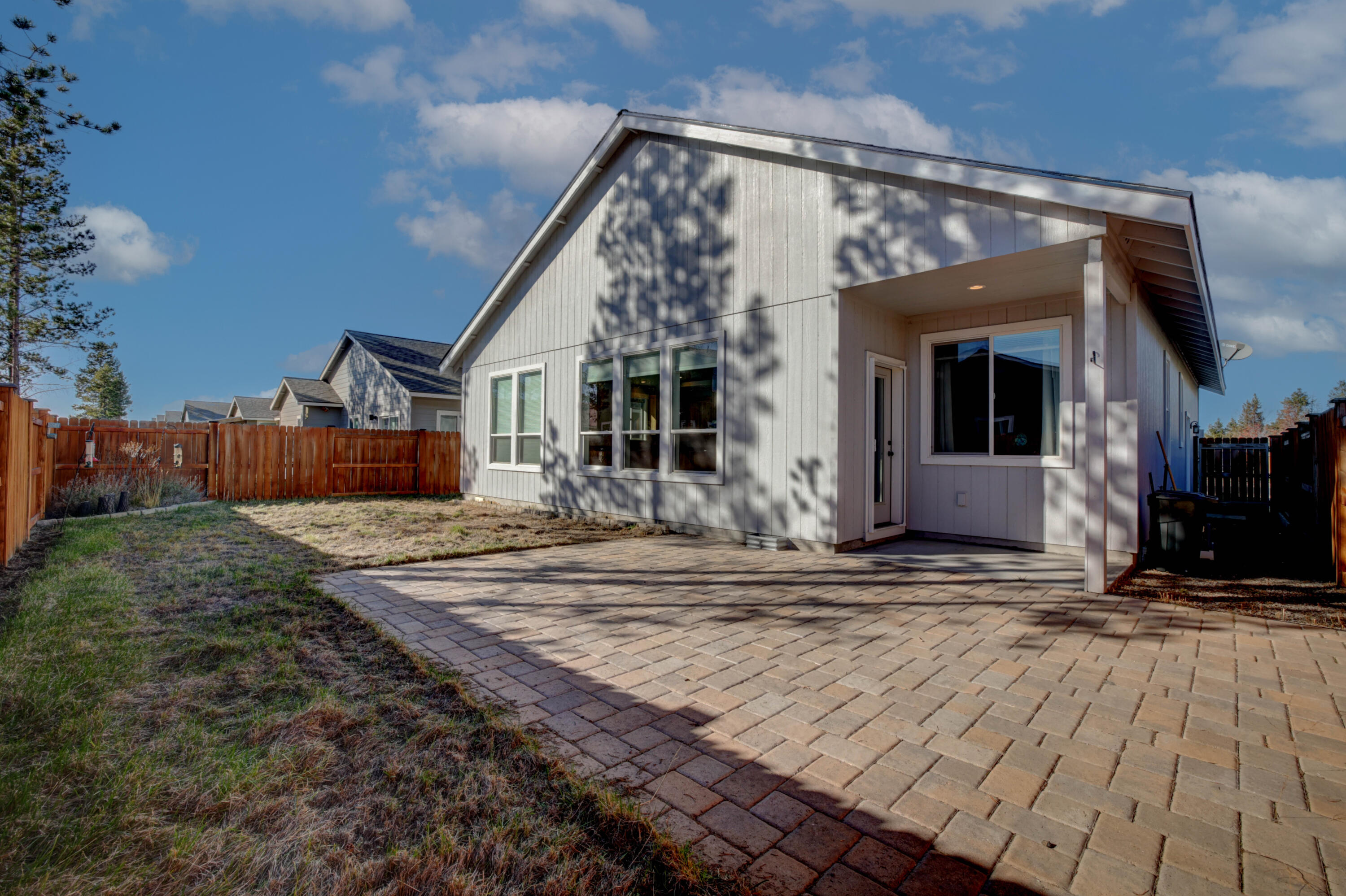 Huntington Meadows - Residential