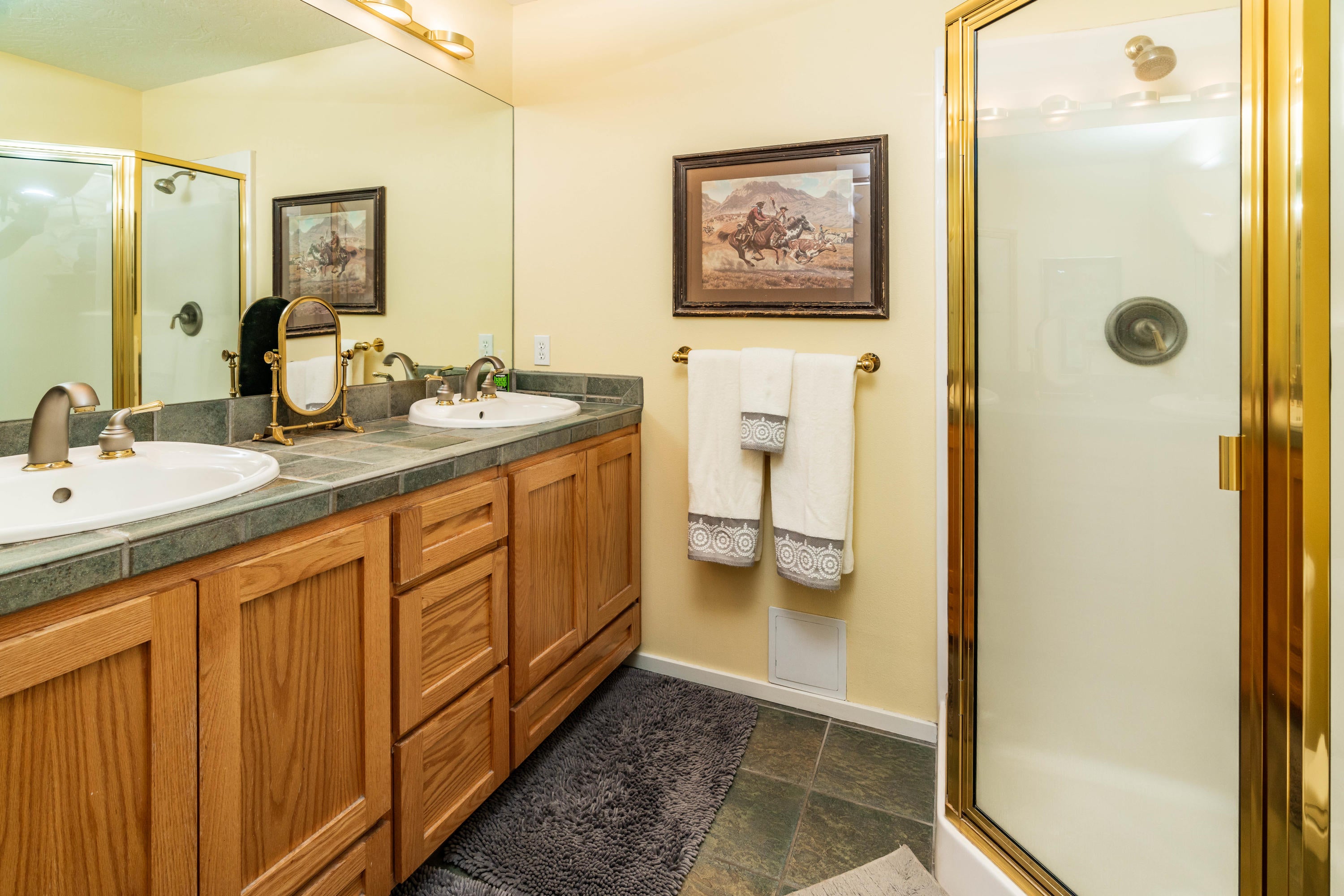 Pine Meadow Vill - Residential