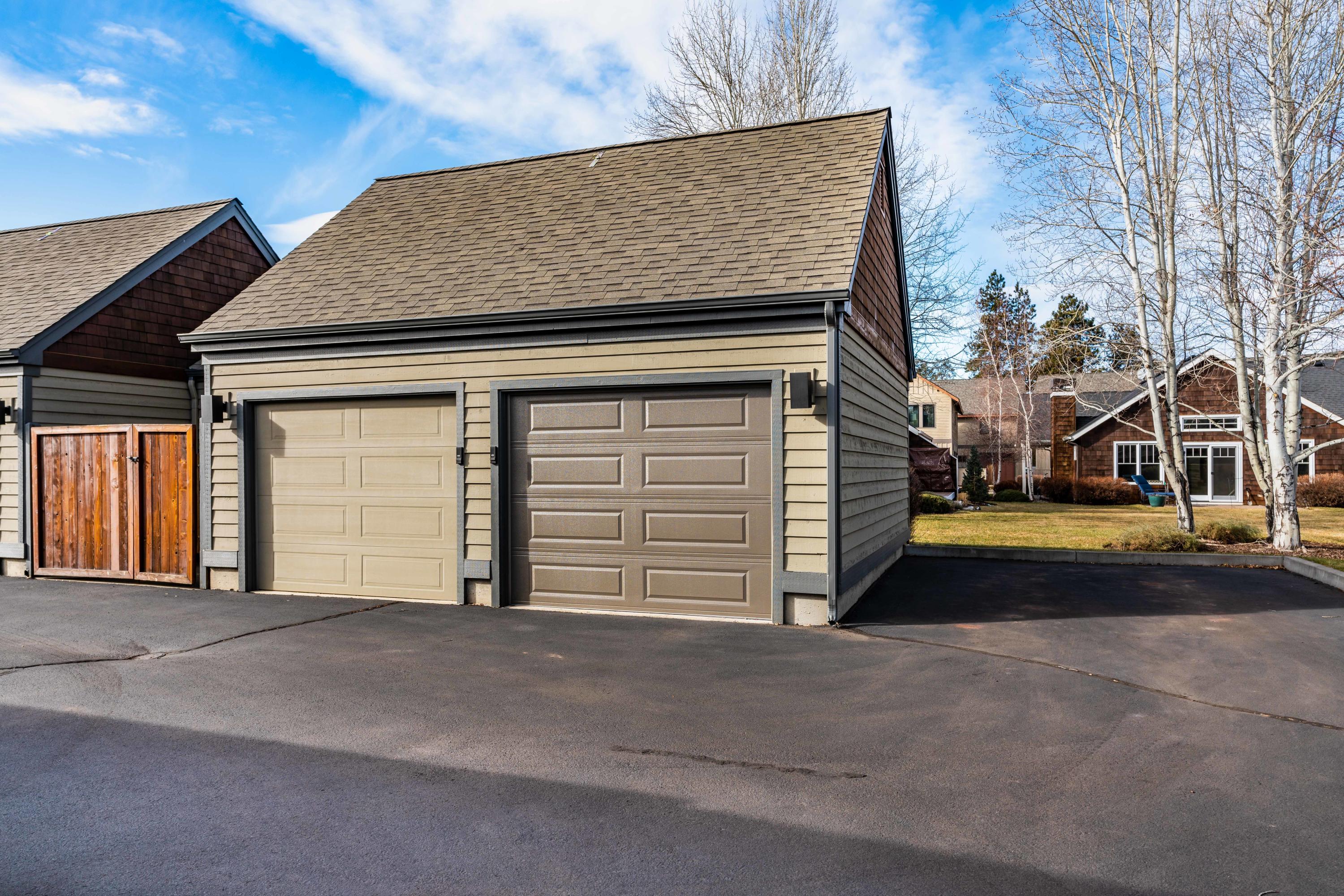 Pine Meadow Vill - Residential