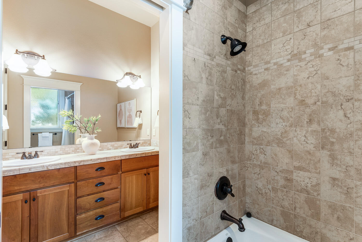 Awbrey Glen - Residential