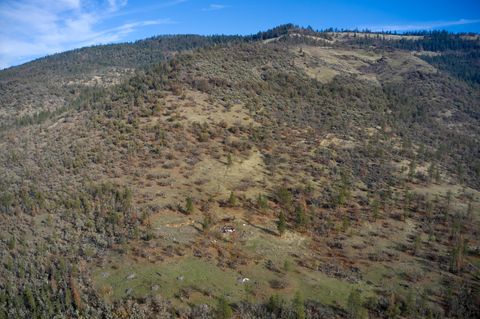 Tiny photo for 9463 E Antelope Road, Eagle Point, OR 97524 (MLS # 220212393)