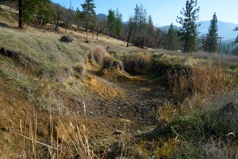 Tiny photo for 9463 E Antelope Road, Eagle Point, OR 97524 (MLS # 220212393)