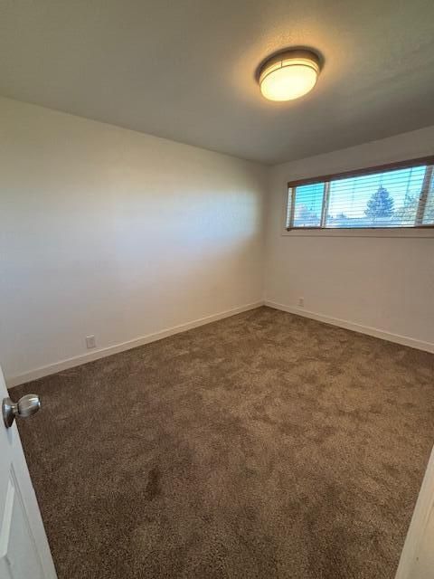 Tiny photo for 3927 Homedale Road, Klamath Falls, OR 97603 (MLS # 220211464)