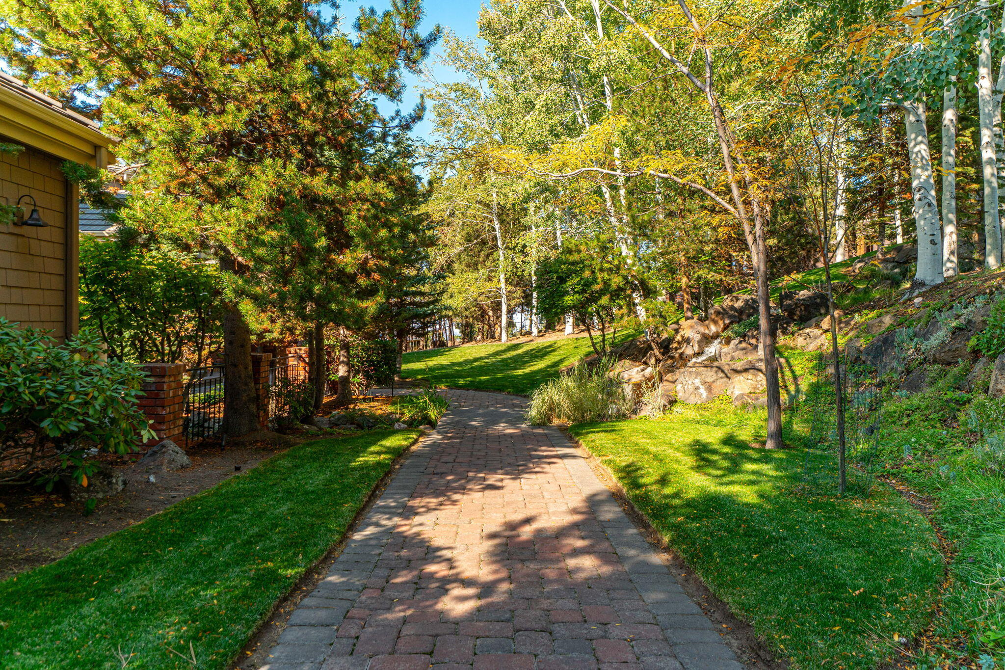 1748 NW Farewell Drive