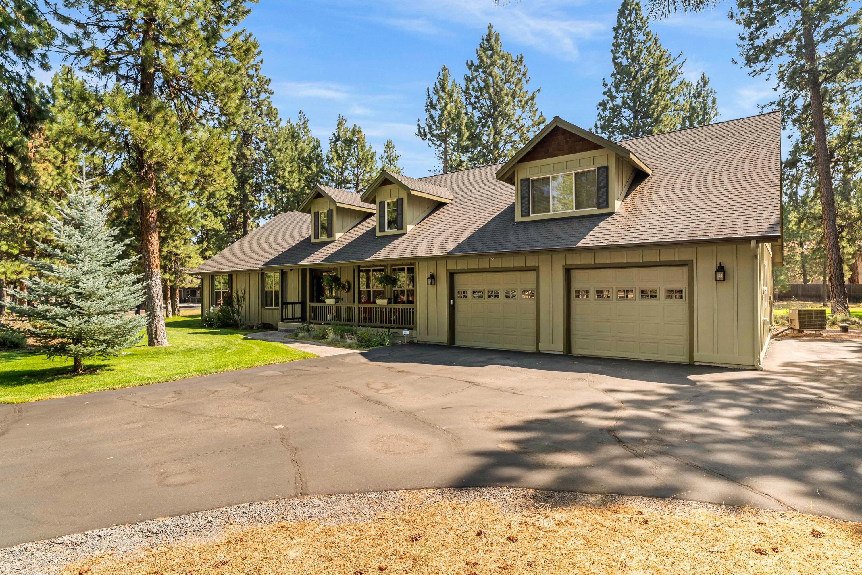 14597 Bluegrass Loop
