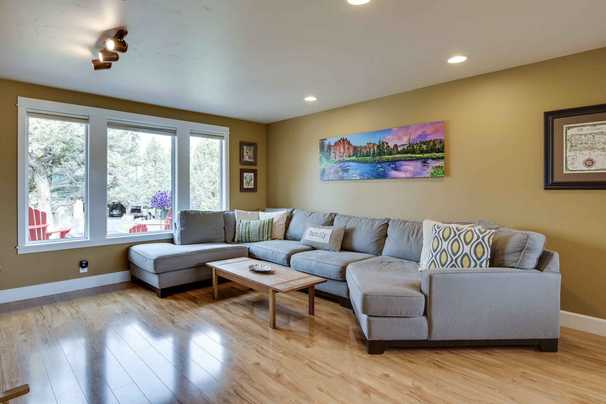 Bentwood Estate - Residential