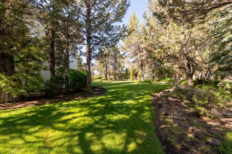 Tiny photo for 69150 Butcher Block Boulevard, Sisters, OR 97759 (MLS # 220213955)