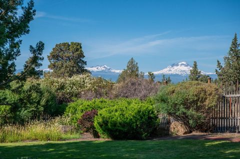 Tiny photo for 69150 Butcher Block Boulevard, Sisters, OR 97759 (MLS # 220213955)