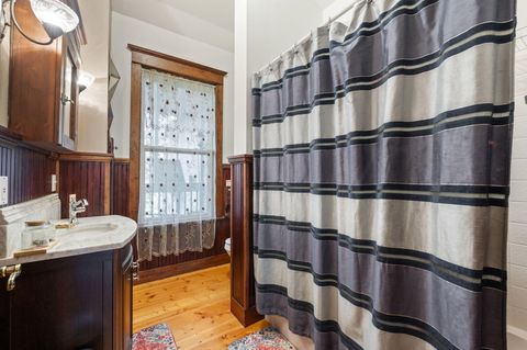 Tiny photo for 69150 Butcher Block Boulevard, Sisters, OR 97759 (MLS # 220213955)