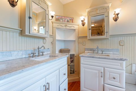 Tiny photo for 69150 Butcher Block Boulevard, Sisters, OR 97759 (MLS # 220213955)