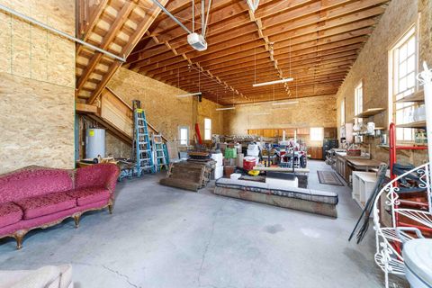 Tiny photo for 69150 Butcher Block Boulevard, Sisters, OR 97759 (MLS # 220213955)