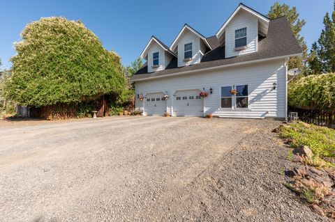 Tiny photo for 69150 Butcher Block Boulevard, Sisters, OR 97759 (MLS # 220213955)