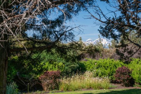 Tiny photo for 69150 Butcher Block Boulevard, Sisters, OR 97759 (MLS # 220213955)