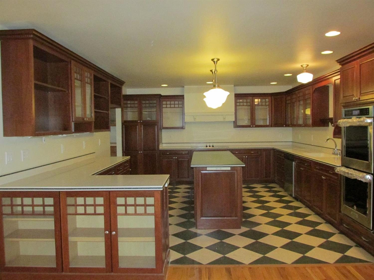 Lynnewood - Residential