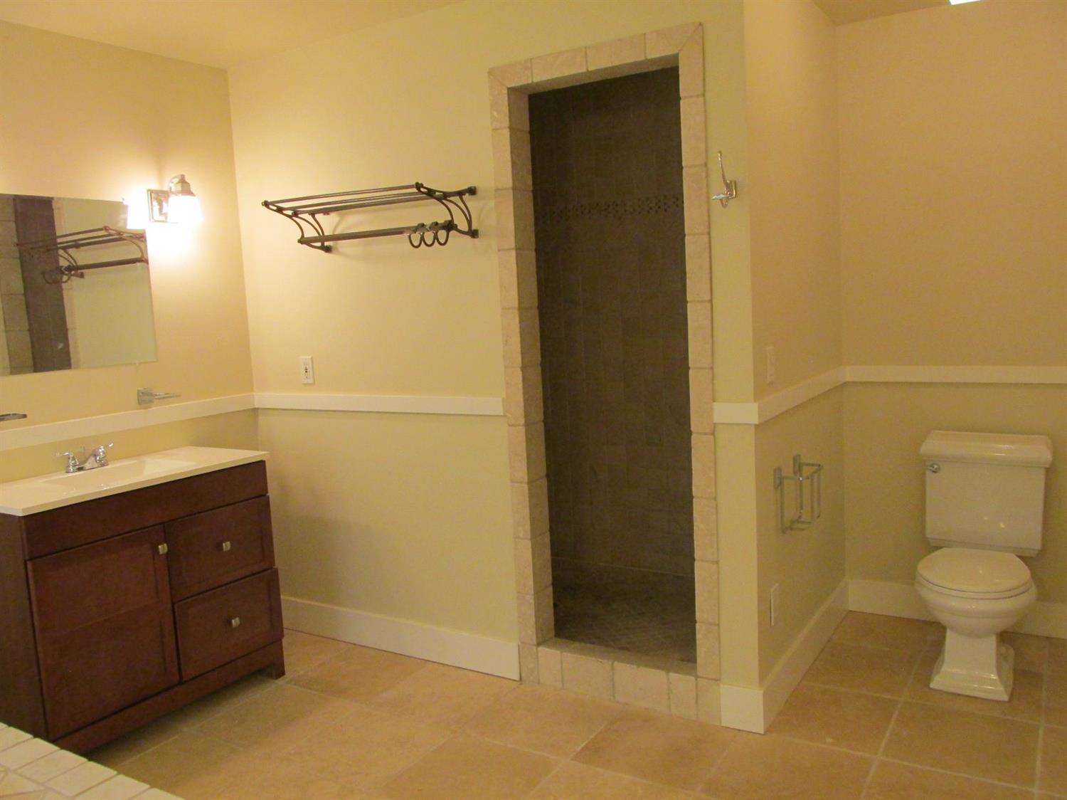 Lynnewood - Residential