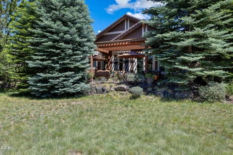 Tiny photo for 343 Mount Washington Drive, Bend, OR 97702 (MLS # 220223252)