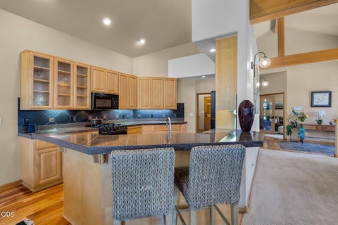 Tiny photo for 343 Mount Washington Drive, Bend, OR 97702 (MLS # 220223252)