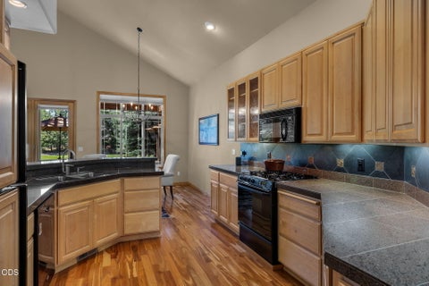 Tiny photo for 343 Mount Washington Drive, Bend, OR 97702 (MLS # 220223252)