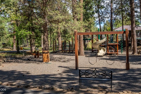 Tiny photo for 343 Mount Washington Drive, Bend, OR 97702 (MLS # 220223252)