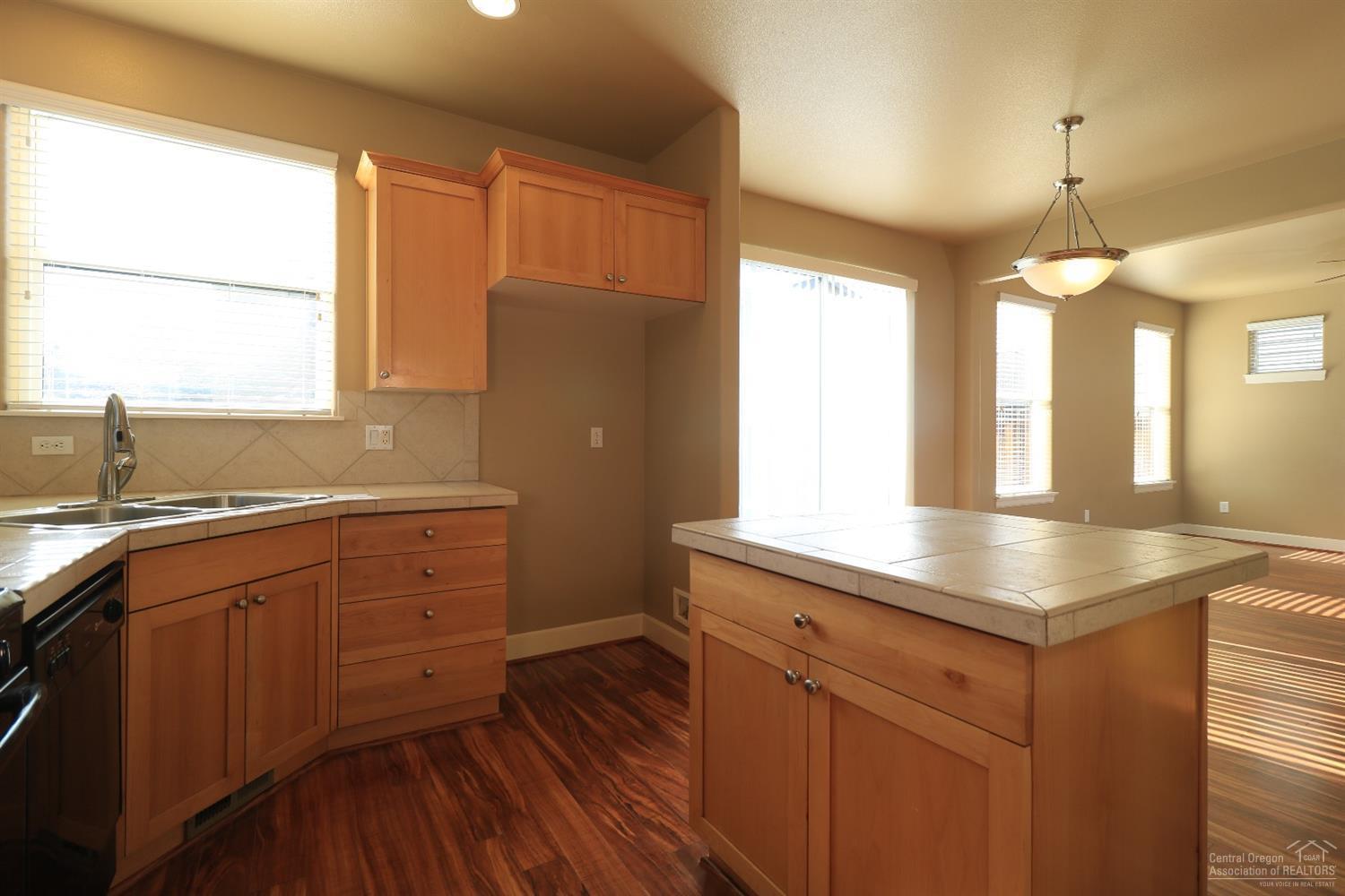 Reed Pointe - Residential