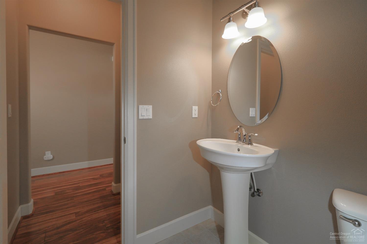 Reed Pointe - Residential