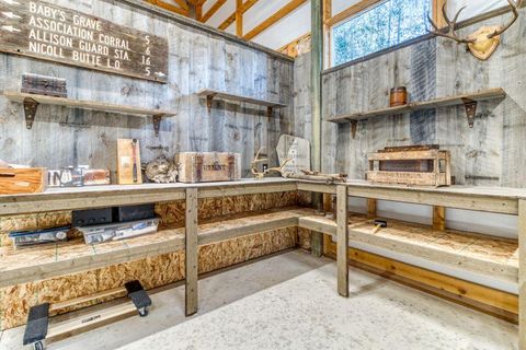 Tiny photo for 52624 Sunrise Boulevard, La Pine, OR 97739 (MLS # 220212654)