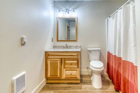 Tiny photo for 52624 Sunrise Boulevard, La Pine, OR 97739 (MLS # 220212654)